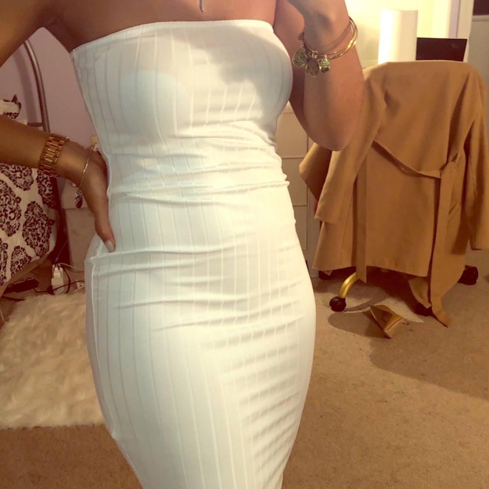 White ribbed body on midi dress